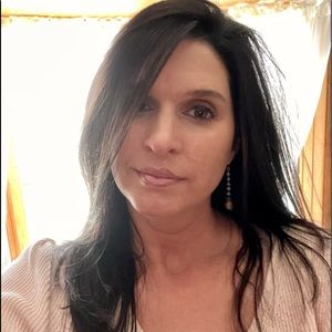 Meet your Posher, Melanie